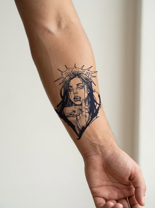 Tatouage Couronne d'épines appliqué sur avant-bras