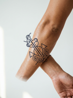 Tatouage Ancre et Roses appliqué sur avant-bras