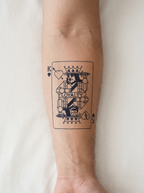 Tatouage Carte Loyalty appliqué sur avant-bras