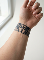 Tatouage Bracelet Bouddha Mystique appliqué sur poignet