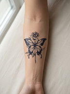 Tatouage Fleur Ailée appliqué sur avant-bras